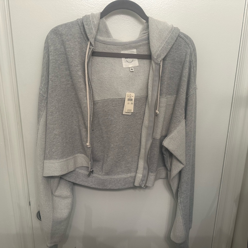 **NWT** Aerie cropped full zip hoodie - grey - size M